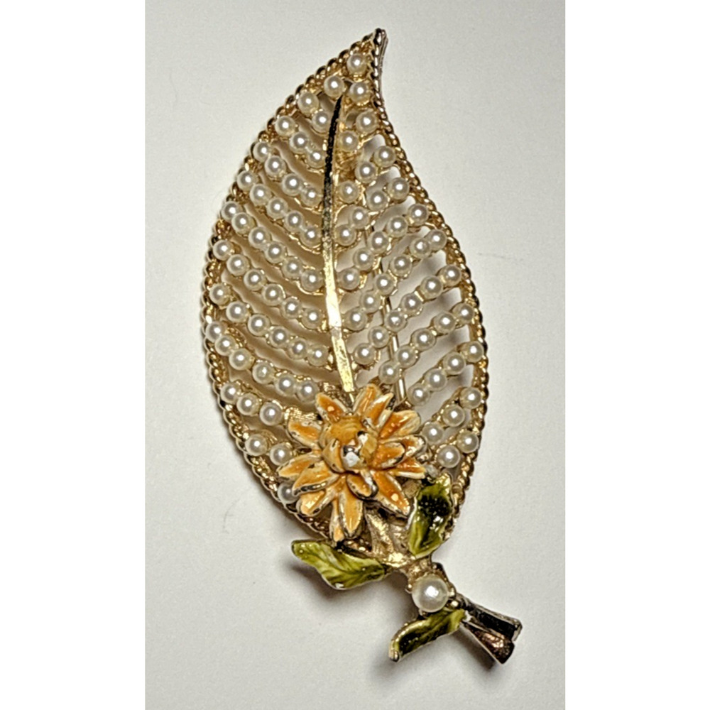 Vintage Signed BSK Leaf Style Brooch Floral and Faux Pearl Detail J-2O